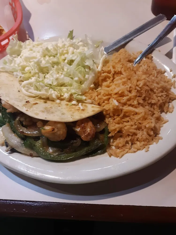 Shrimp Fajitas with Rice and House Salad of the Day